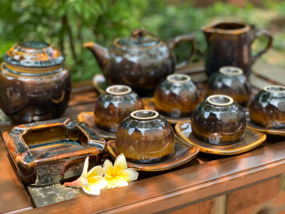 Ấm chén Bát Tràng men hỏa biến dáng chóp hổ phách đầy đủ phụ kiện 3